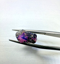 Sapphire *rare* bicolor clean faceting rough gemstone Tanzania 4.17 carats picture
