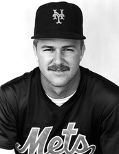 Jeff Kent New York Mets poses for a portrait in March 1995 in Flus- Old Photo picture