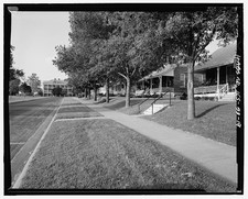 Photo:Fort Leavenworth Kansas 1910s Thomas Ave Beehive Barracks HABS picture