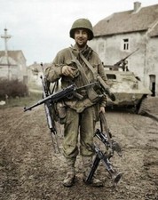 American Infantryman with captured German Weapons Colorized #1015 WW2 4x6 picture