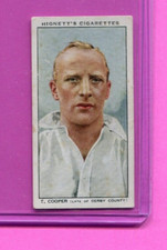 1936 HIGNETT CIGARETTES FOOTBALL CAPTIANS TOBACCO CARD #7 T. COOPER picture