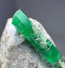 134 Ct Well Terminated Top Green Panjsher Emerald Crystal On Matrix From Afg picture