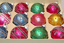Lot VTG Glass Glitter Net LEAF Pictured BALL Christmas Ornaments Shiny Brite picture