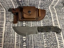 TOPS Tom Brown Tracker #3 – 154CM Stainless – Custom Leather Sheath  picture