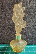 Vintage Avon Fragrance Splendor Perfume Bottle Frosted Daffodil Topper 1971 picture