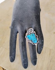 LOVELY LADIES VINTAGE NATIVE AMERICAN NAVAJO STERLING SILVER TURQUOISE RING picture