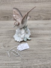 Lladro 1981 #01001244 Retired Fluttering Nightingale Bird Figurine NO BOX picture