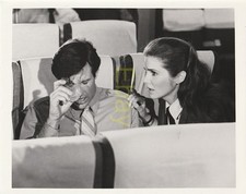 Robert Hays & Julie Hagerty :