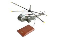 USMC Sikorsky VH-3D Sea King President Marine One Desk Model 1/48 SC Helicopter picture