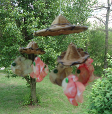 VTG Capiz Shell Tropical Fish Mobile Woven Straw Hats Fun Whimsy Nautical Art picture