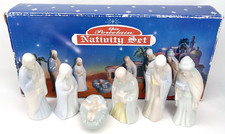 Vintage 1990s GiftCo Christmas 6 Piece Porcelain Nativity Set With Original Box picture