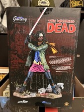 The Walking Dead Michonne Diamond Select Diorama Skybound Comic Book Statue picture