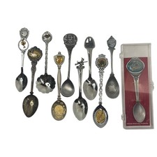 Vintage Enamel Souvenir Spoon Lot 10 USA Landmarks Niagara Falls Las Vegas Boxed picture