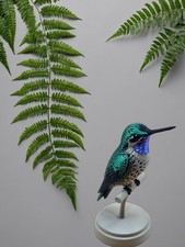 Hummingbird figurine picture