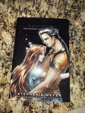 New Moon The Graphic Novel Vol. 1 Hardcover by Stephenie Meyer picture