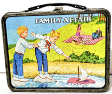 Family Affair - Thermos Brand - Metal Lunch Box - Vintage 1969 - Missing Bottle  picture