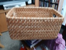 WICKER 11