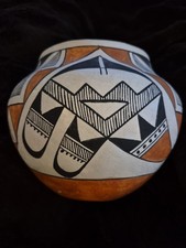 ACOMA PUEBLO POTTERY Large 6