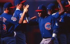 LD155-217 1998 SAMMY SOSA CHICAGO CUBS HR POWER HITTER ORIGINAL 35MM COLOR SLIDE picture