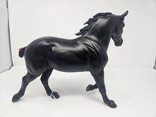 Retired Breyer Horse Priefert Hitch’s Kong Black Cedarfarm Wixom Draft 2010-2012 picture