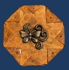 Vintage Kevin Kinne Studio button~ X- large BUTTERFLY HANDKERCHIEF CORNER picture
