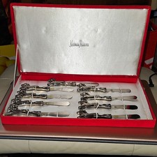 VTG Neiman Marcus Reindeer Cheese Spreaders Butter Knives Set 9 Red Box As Is picture