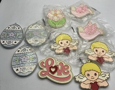 Vintage Hallmark Plastic Valentine’s Day & Easter Cookie Cutters Lot Egg Cupid picture