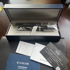 New Sailor Pro Gear Large Bicolor 21k M Nib, with Box, Papers, White Gold Trim picture
