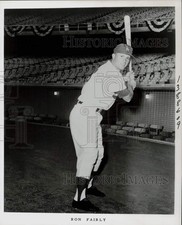 1967 Press Photo Los Angeles Dodgers baseball player Ron Fairly - kfx09516 picture