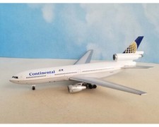 Aeroclassics AC411337 Continental Alitalia DC-10-30 N68060 Diecast 1/400 Model picture