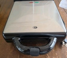 Classic 4-Slice Belgian Waffle Maker Non-Stick Electric Easy to Clean  picture