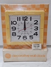 New Old Stock MCM Yellow Kitchen Wall Clock GE Model 2203-006 General Electric. picture