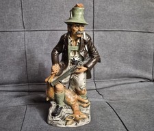 Vintage 1971's Mindestinhalt Hunter Ceramic Figurine Made in Italy Hand Painted picture
