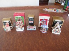 5 HALLMARK KEEPSAKE Magic Light Bundle LOT CHRISTMAS ORNAMENTS Figures picture