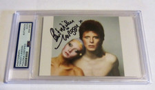 Twiggy Lawson English fashion model signed autographed 3.5x5 PSA DNA authentic picture