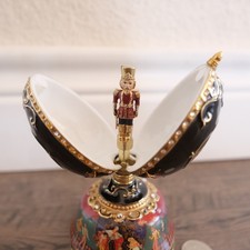 Limited Edition 2nd Issue in The Nutcracker Ballet Collection Musical Egg 2004 picture