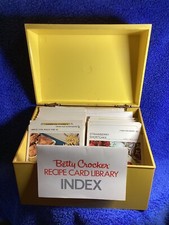 Vintage Betty Crocker Recipe Card Library, Yellow Box Full Of Recipes Super Nice picture