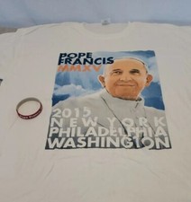 POPE FRANCIS MMXV ~ Philadelphia, New York, Washington Visit ~ Tshirt & Bracelet picture