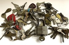 Vintage Key LOT with Lock - Master Kwikset National Valsco Olympic 80s 90s 00s picture