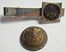 VTG Freemason Tie Clip Bar + Penny Coin Mason Jewelry Red Enamel Gold Tone Swank picture