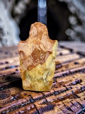 Absolutely, stunning Native American Arrowhead #237 picture
