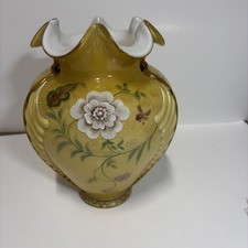 Fenton Gold Overlay Tudor Rose Feather Vase HP Robinson 407/800 Chipped picture