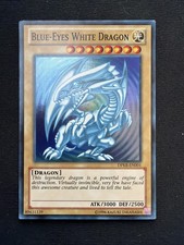 Yu-Gi-Oh TCG Blue-Eyes White Dragon Kaiba DPKB-EN001 Unlimited Super Rare NM picture