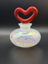 Vintage Iridescent Pink Art Glass Perfume Bottle Red Heart Stopper – Taiwan picture