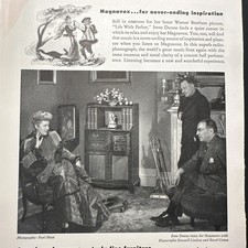 Vintage Magnavox Radio Phonograph Irene Dunne Celebrity Print Ad 1946 picture