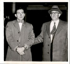 GA266 1953 Original Photo BOSTON ARMORED CAR HEIST GEORGE O'BRIEN OUT ON BAIL picture