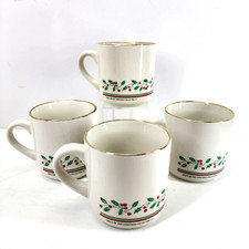 1987 Arby's Christmas Holiday Collection Holly 10 oz Coffee Cup Mug Set of 4 picture