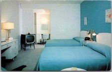 c1960s MONTREAL, Quebec Canada Postcard FLEUR DE LYS MOTEL Room Interior View picture