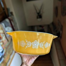 Vintage Gold Pyrex Butterfly Gold 475-B 2.5 qt Round Cinderella Casserole picture