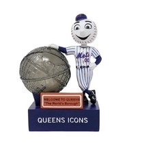 Mr. Met Unisphere Queens Icons NY Mets Baseball Bobblehead, 8/30/26, New In Box picture